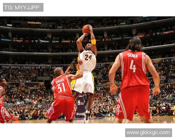 06赛季火箭与湖人激战回顾经典对决的精彩瞬间与历史意义 06赛季火箭与湖人激战回顾经典对决的精彩瞬间与历史意义