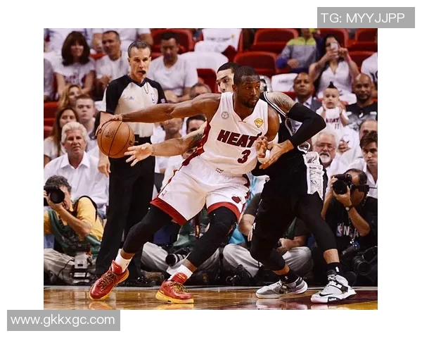 2014年热火与马刺季前赛精彩对决回顾与分析